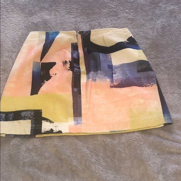 Mini Skirt - Picture 2 of 2